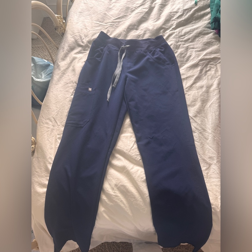 Figs Kade Cargo Pants in Navy xs regular